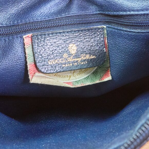 Vintage GUCCI Accessory Collection Collectible Crossbody Bag, Made in Italy - Picture 14 of 16